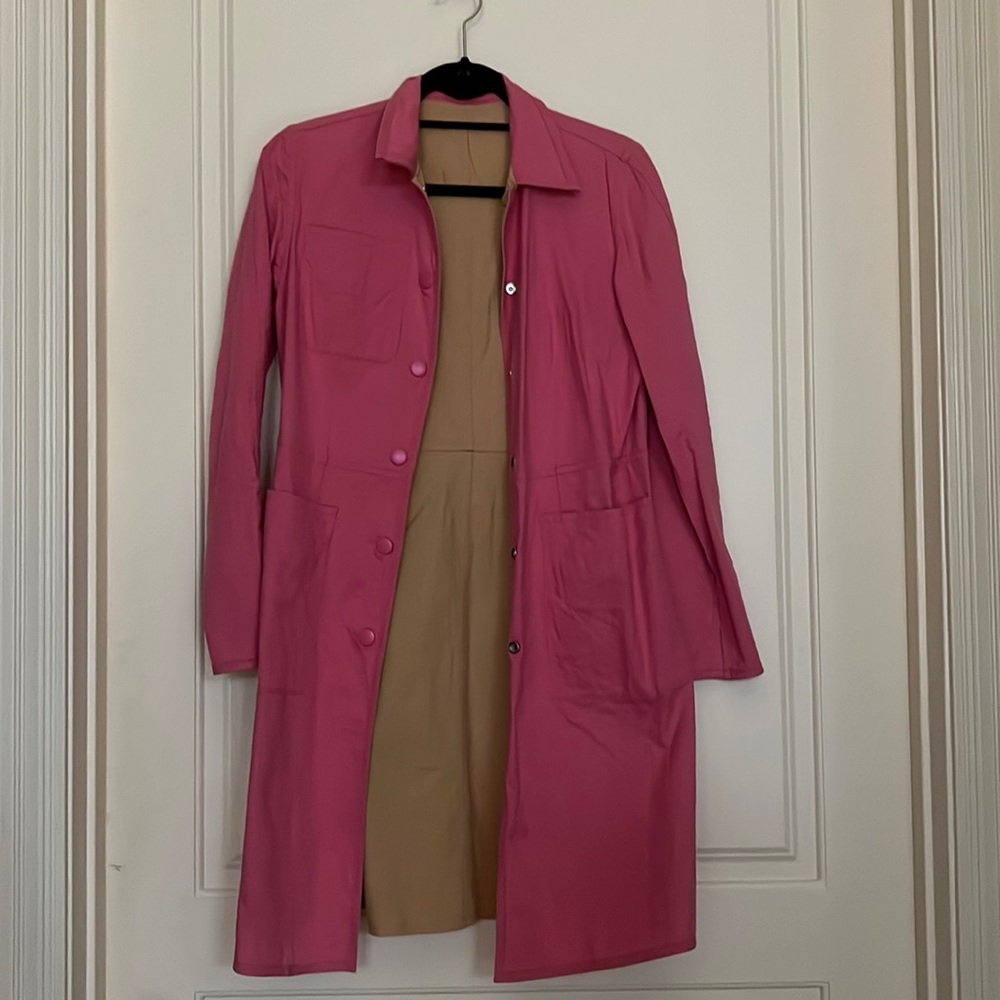 Reversible rain coat from Worth. Size petite.